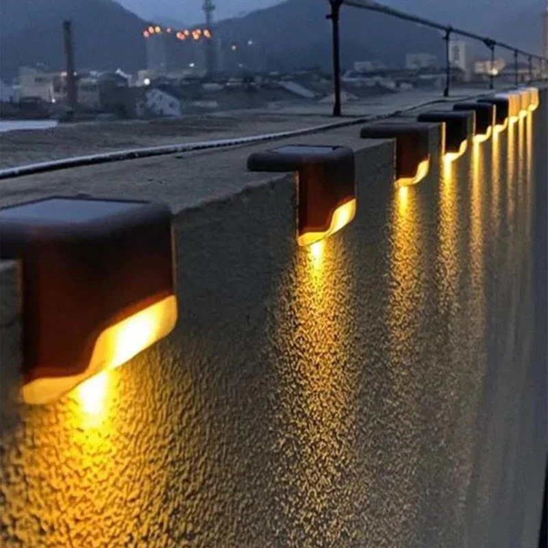 Luminária de Led Solar para Jardim Impermeável - Image 3