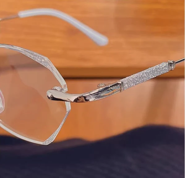 Óculos Cristal Multifocal - Últimas Unidades Com Desconto + Brinde Surpresa 🎁 - Image 6