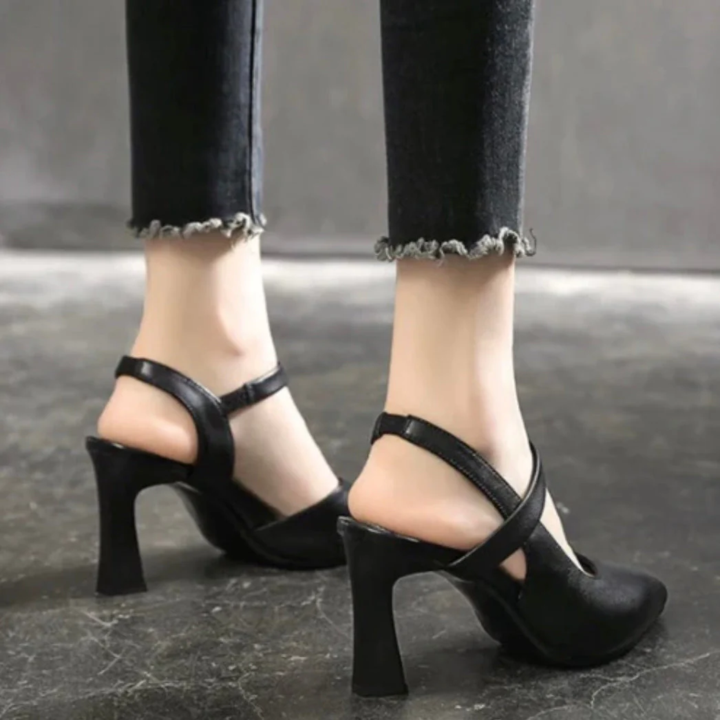 Scarpin de Couro - Salto Bloco Confortável (Promoção Queima de Inverno) - Image 6